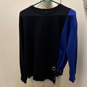 New York & Company Black and Blue Dressy Swestshirt